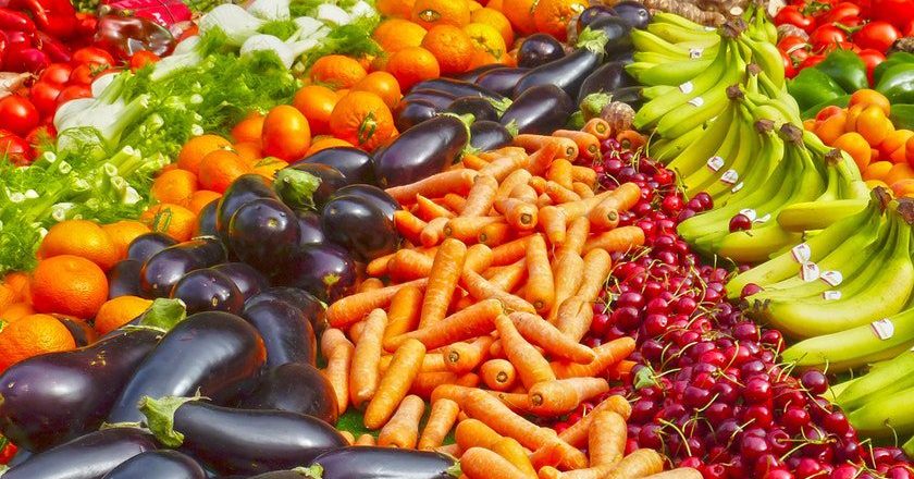 Românii sunt pe ultimul loc în UE la consumul de fructe şi legume