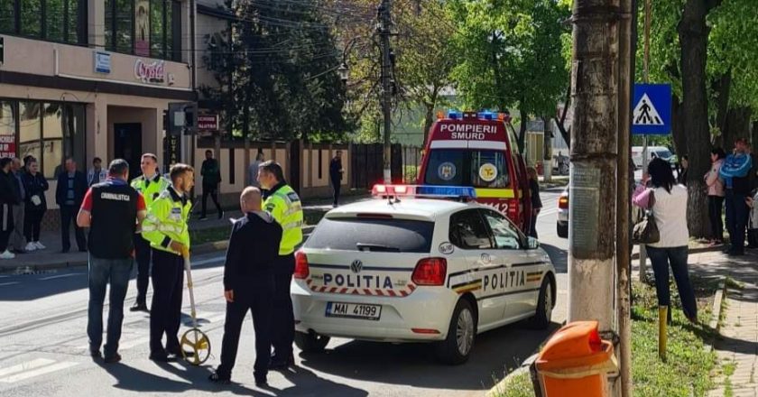 Doua femei au fost lovite pe trecerea de pietoni, în Tecuci