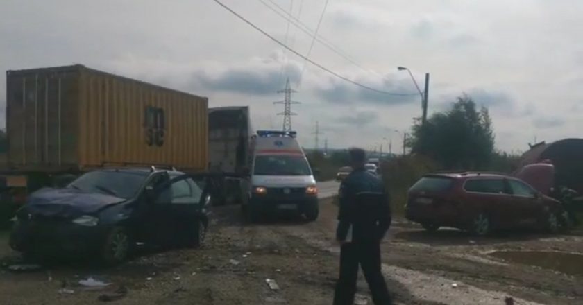 Un tecucean a provocat un accident,  în județul Neamț.  Sunt două victime