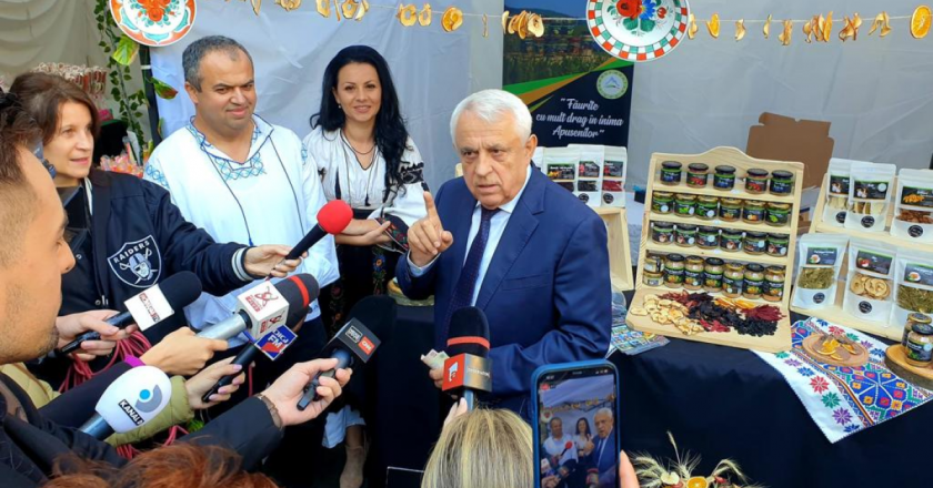 Casa de Comerț Agroalimentar Unirea a livrat, vineri, primele produse de la fermierii români către Carrefour, de la cartofi albi, dovleac plăcintar, până la varză