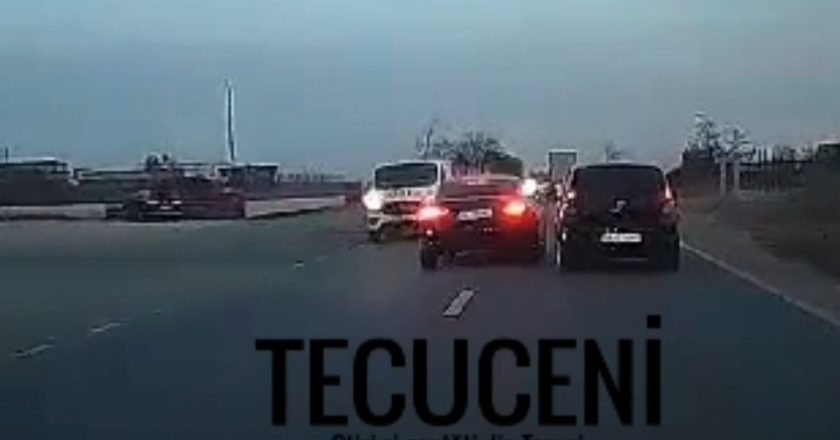 Video Zmeu pe DN25, între Tecuci și  Drăgănești. Depășire riscantă și accidentat evitat la limită