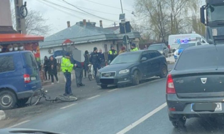 O femeie din Tecuci a lovit un biciclist la Drăgănești