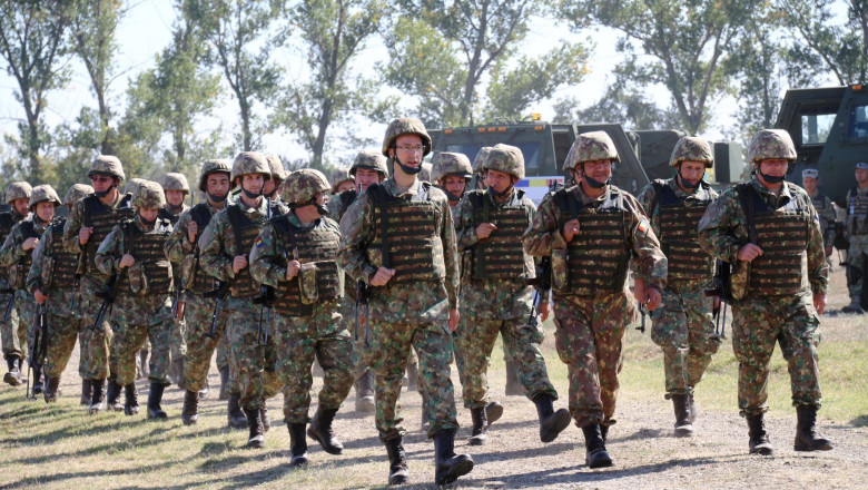 Armata angajează soldați cu salarii în mână de peste 4399 de LEI